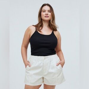Madewell Paperbag Short Pants With A High Waist Cream Size 16W